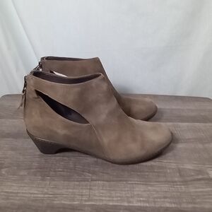 Dansko Taupe Suede Cutout Ankle Booties